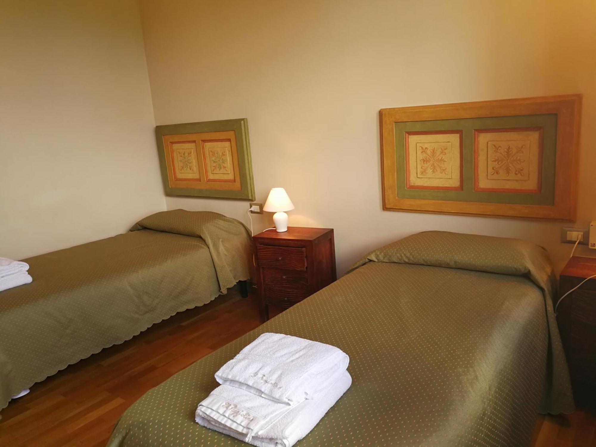 Montecarelli Residence Il Poggiolino חדר תמונה